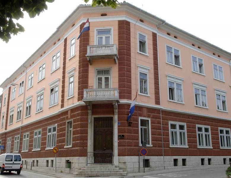 STEČAJNI PLAN ILI LIKVIDACIJA Sudbina Uljanika znat će se 1. listopada 