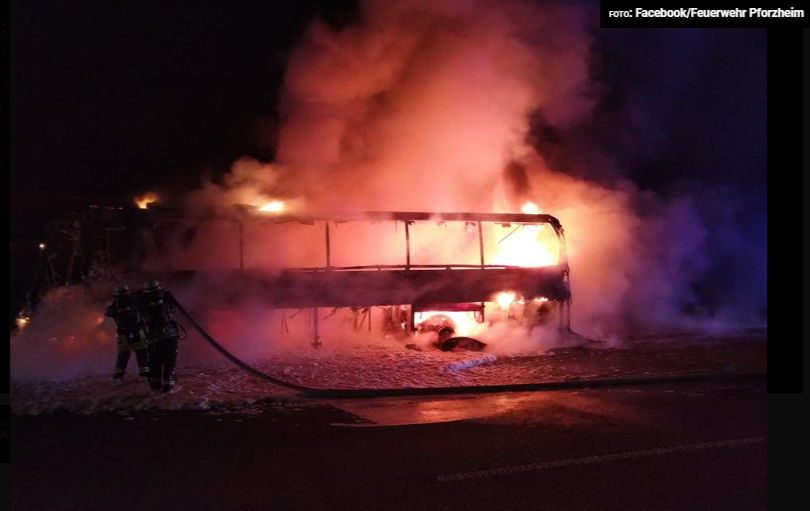 U Njemačkoj u potpunosti izgorio autobus rovinjskog prijevoznika