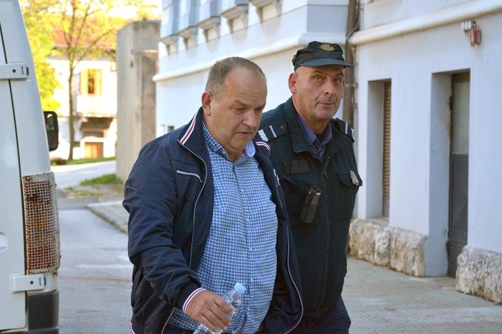 PROČELNIKU ODREĐEN PRITVOR Mjesec dana iza rešetaka zbog organizirane prostitucije
