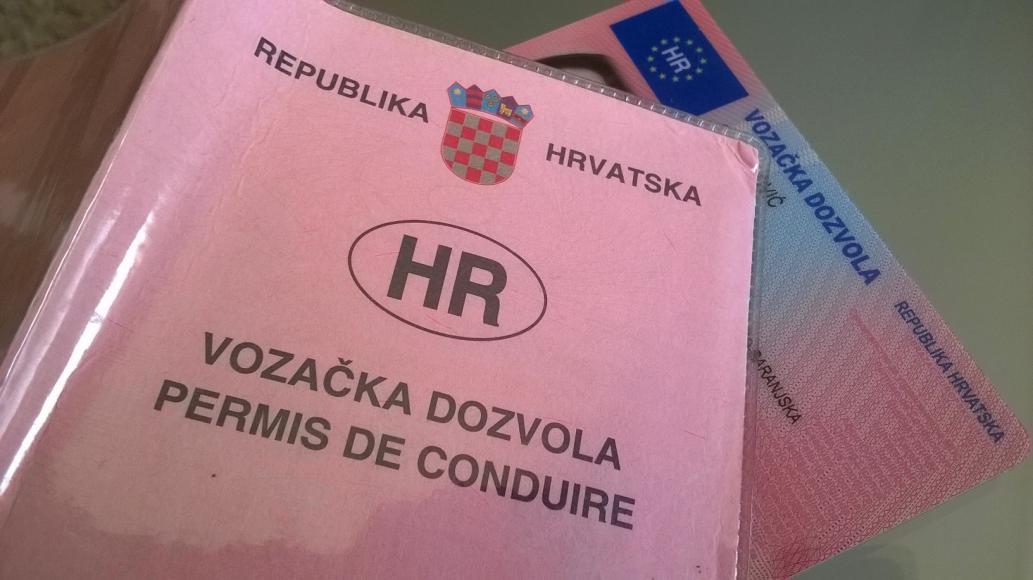 Pula: 19-godišnjak koristio krivotvorenu vozačku dozvolu