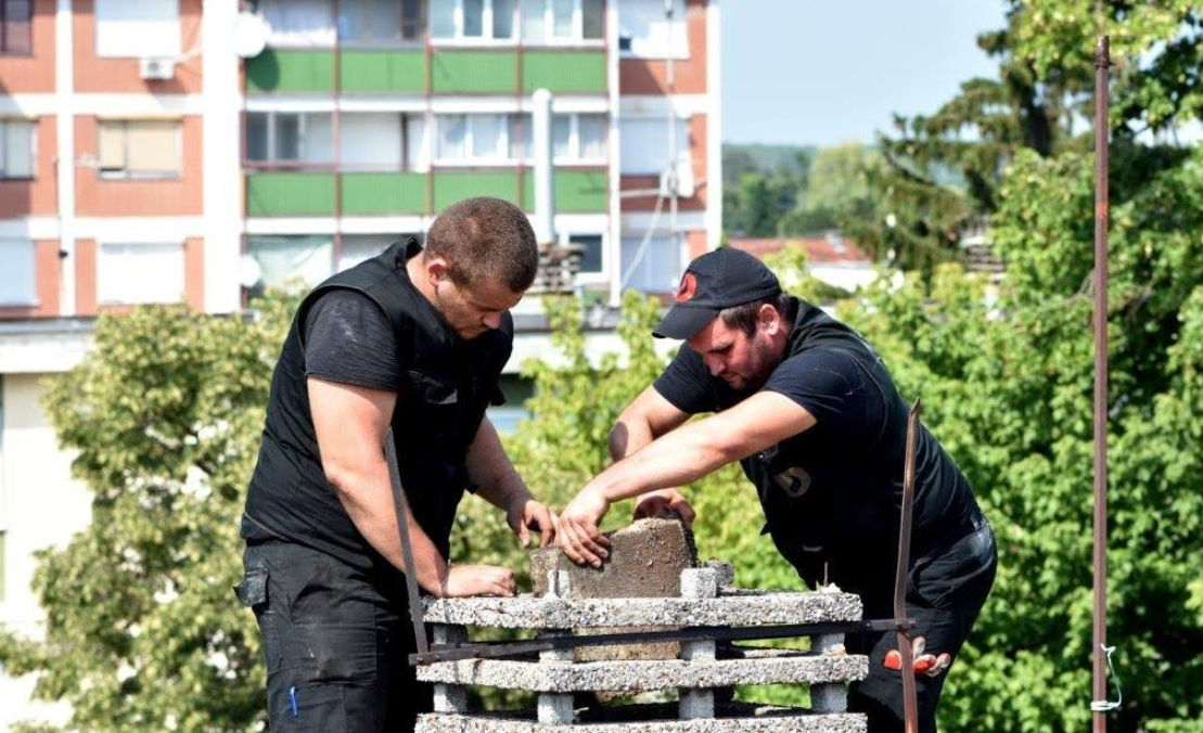 KONTROLA BAREM JEDNOM GODIŠNJE Ispravan dimnjak za sigurnu sezonu loženja