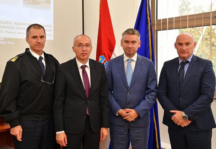 MILETIĆ KOD MINISTRA KRSTIČEVIĆA Uklanjaju se neeksplodirana sredstava na Vallelungi