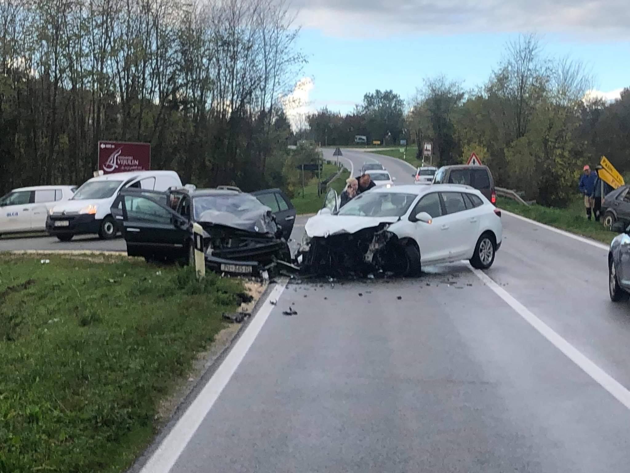 Teška prometna nesreća kod Tinjana 