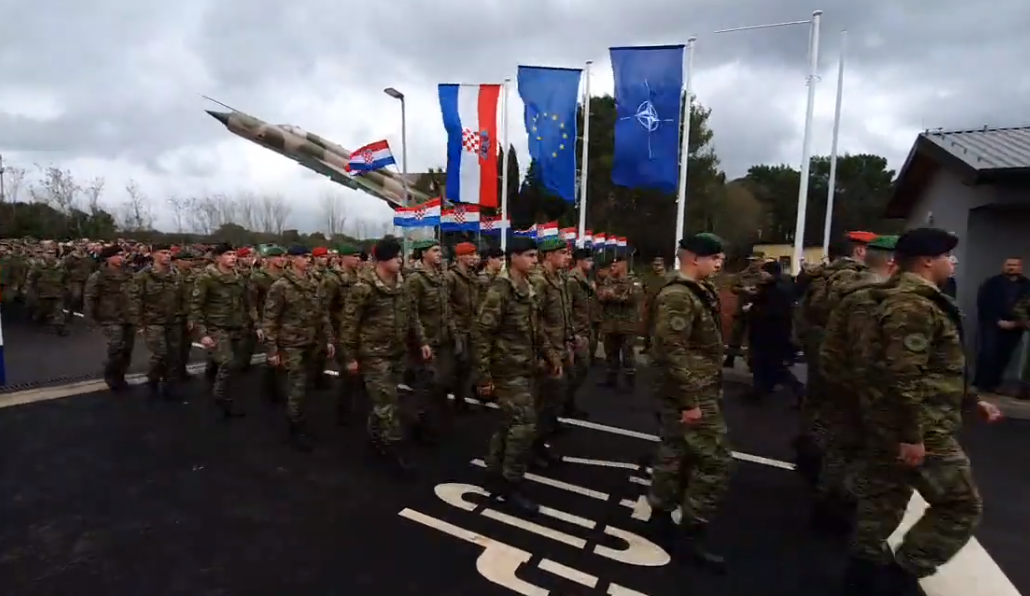 PONOS! U Puli svečano otvorena vojarna 'Hrvatski branitelji Istre'