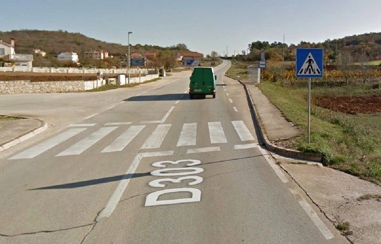 POTJERA OD ROVINJA DO KANFANARA Rovinjska policija uhitila 42-godišnjaka koji je pijan i pod utjecajem kokaina bježao policiji KROZ PUTINE  VOZIO 147km/h