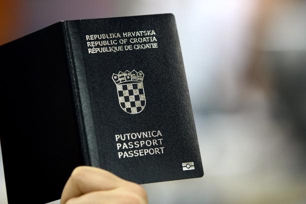GDJE JE VAŠA PUTOVNICA? Samo ove godine policija pronašla 2.500 izgubljenih putnih isprava 