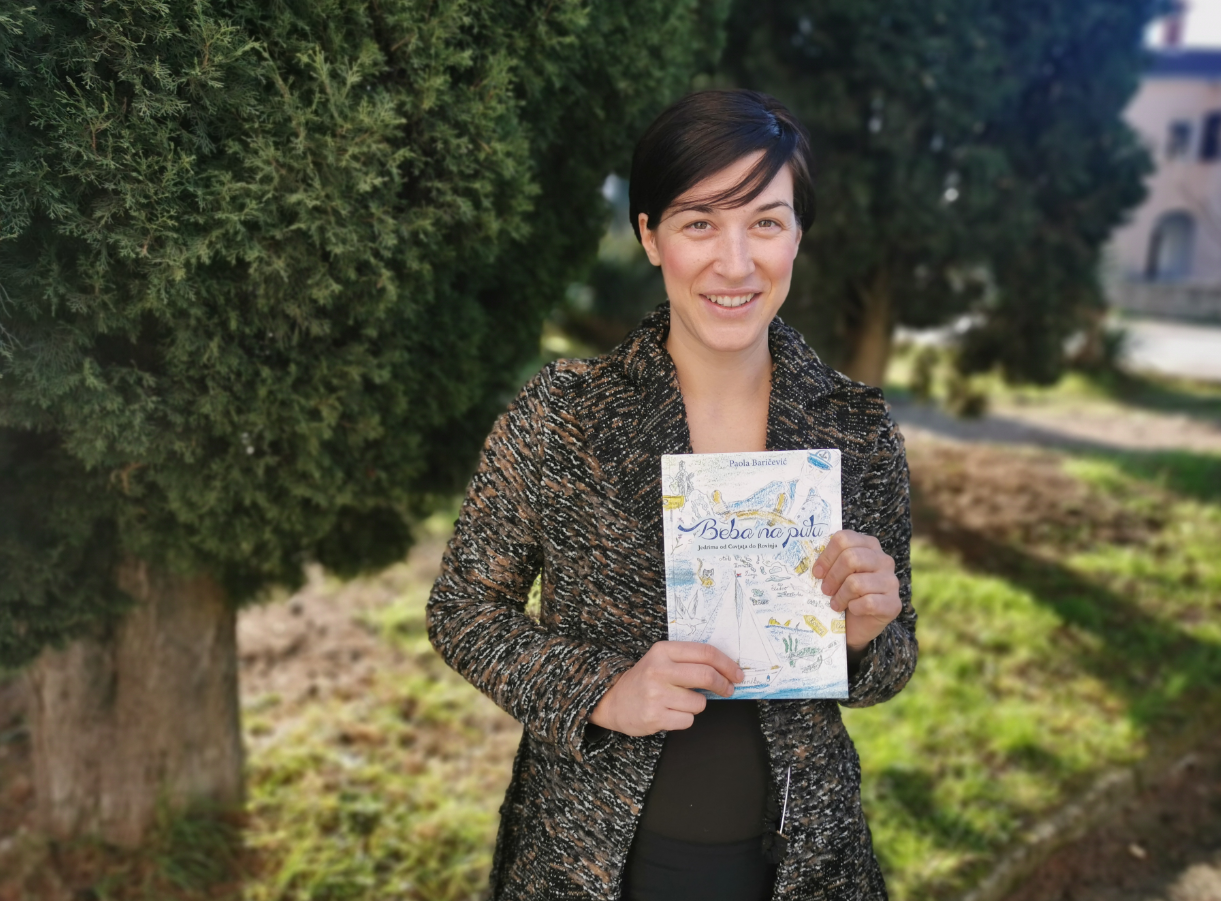 'BEBA NA PUTU, JEDRIMA OD CAVTATA DO ROVINJA' Objavljen slikovni putopis kojeg mogu čitati i osobe s disleksijom! PAOLA BARIČEVIĆ: 'Svi zaslužuju carstvo riječi!'