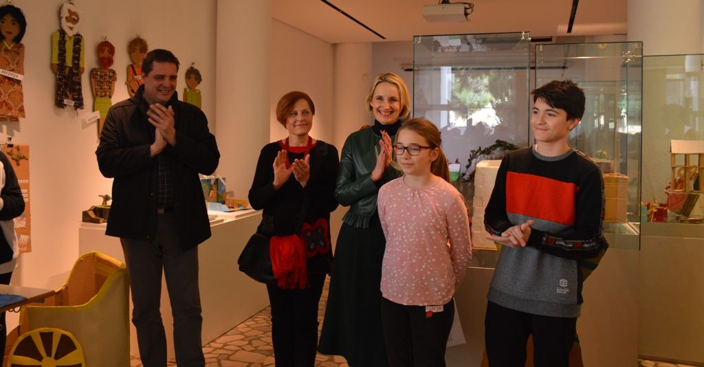 U pulskoj Galeriji C8 otvorena izložba “Volim povijest“
