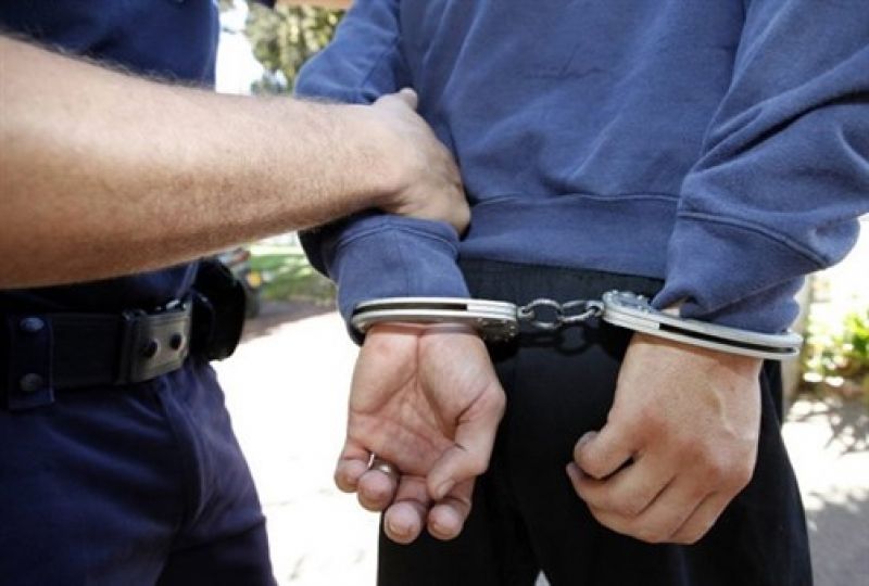 Prijetio ženi i tražio ju novac, policija ga privela