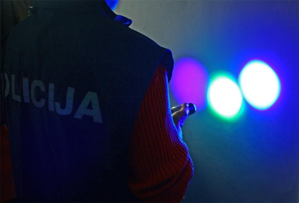 Napao i ozlijedio policajca