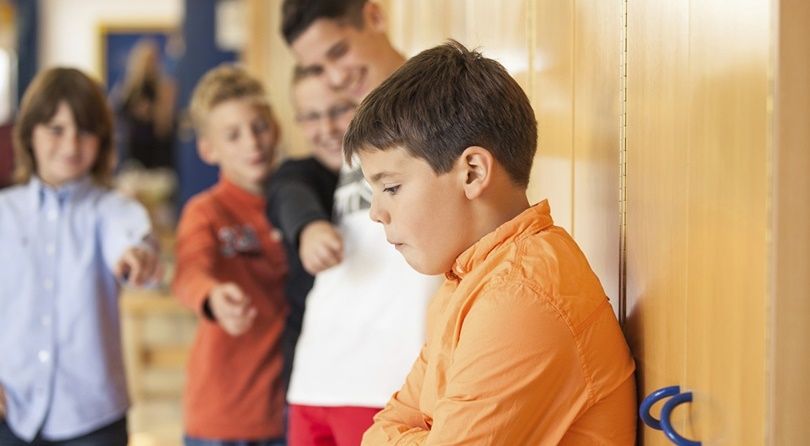 Škole uvode kodeks ponašanja UČITELJI I NASTAVNICI MORAT ĆE SE VIŠE POSVETITI PREVENCIJI NASILJA U SVOJIM UČIONICAMA
