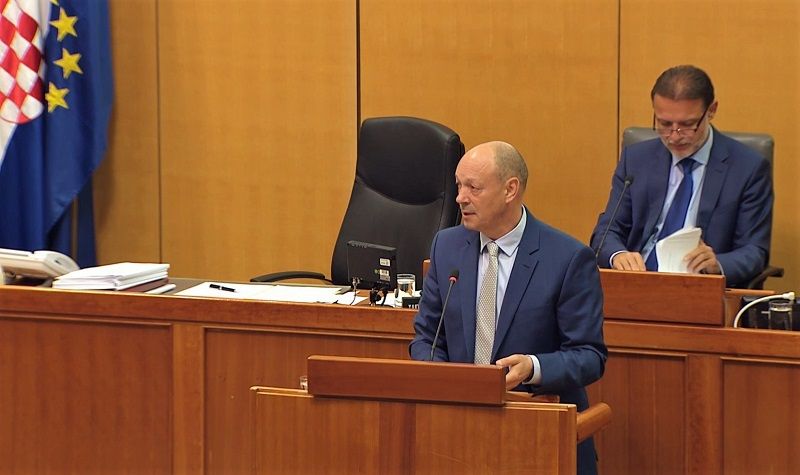 PRAĆENJE MOBITELA JE BESMISLENO Sponza: Vladin prijedlog o praćenju svih telefona je ekstreman i potencijalno jako opasan