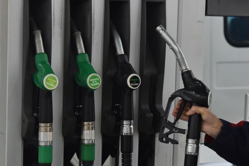 PAD CIJENE GORIVA Nakon dugo vremena litra benzina jeftinija od dizela