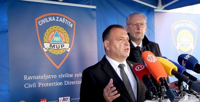 U POSLJEDNJA 24 SATA U HRVATSKOJ 37 NOVOZARAŽENIH KORONAVIRUSOM-POČINJE LI SE SITUACIJA SMIRIVATI?