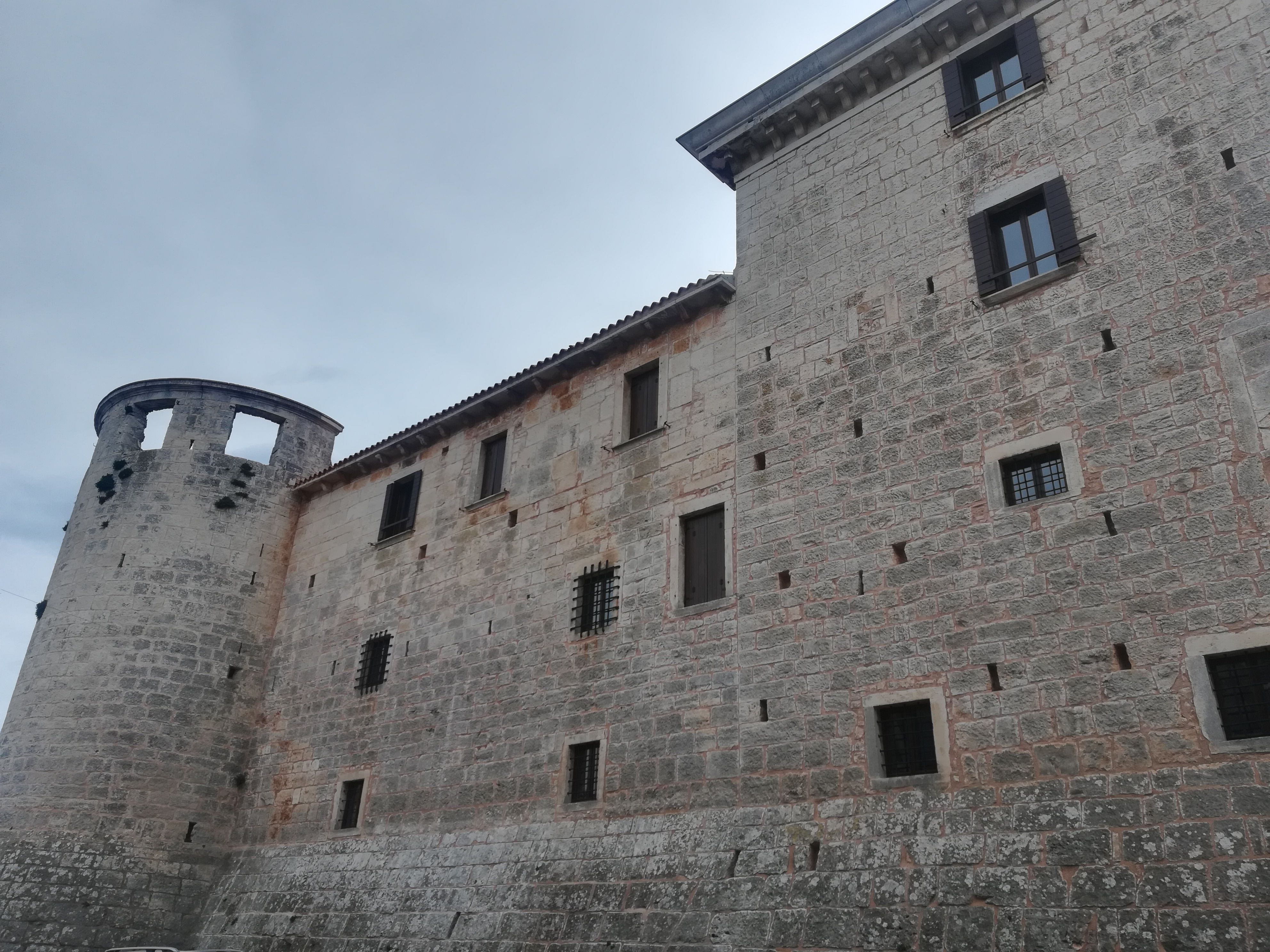 Obnavlja se velebno zdanje Svetvinčenta KAŠTEL MOROSINI-GRIMANI