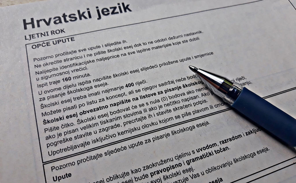 MATURA U DOBA CORONE Provjerite znanje na probnom eseju iz hrvatskog