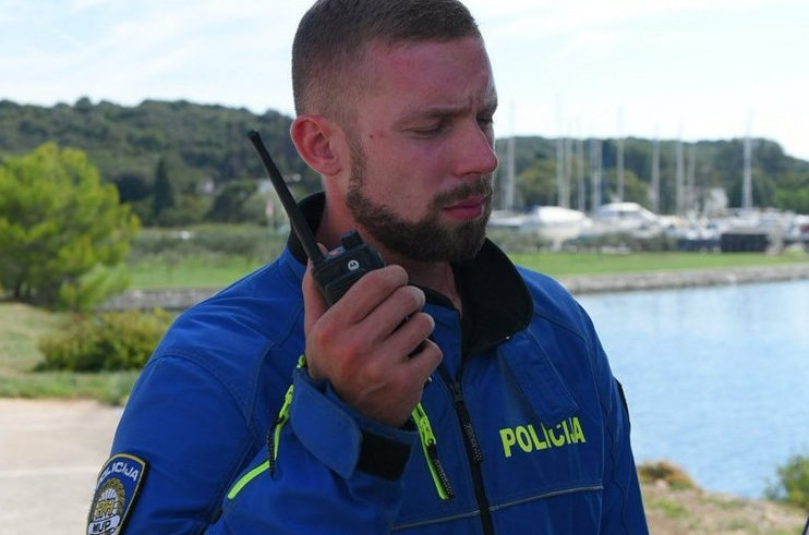 POLICIJA U POTRAZI U Puli ukrao motor i pobjegao s njim u nepoznato