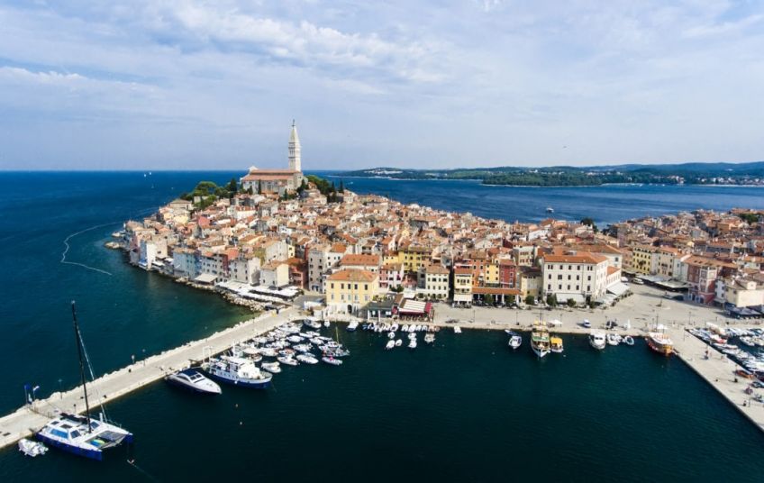 Belgijska VTM televizija i pariški Vogue preporučuju Hrvatsku kao idealnu ljetnu destinaciju