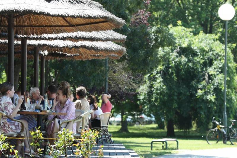 U Hrvatskoj 11 novozaraženih, ukidaju se e-propusnice, dopušteno okupljanje do 40 ljudi