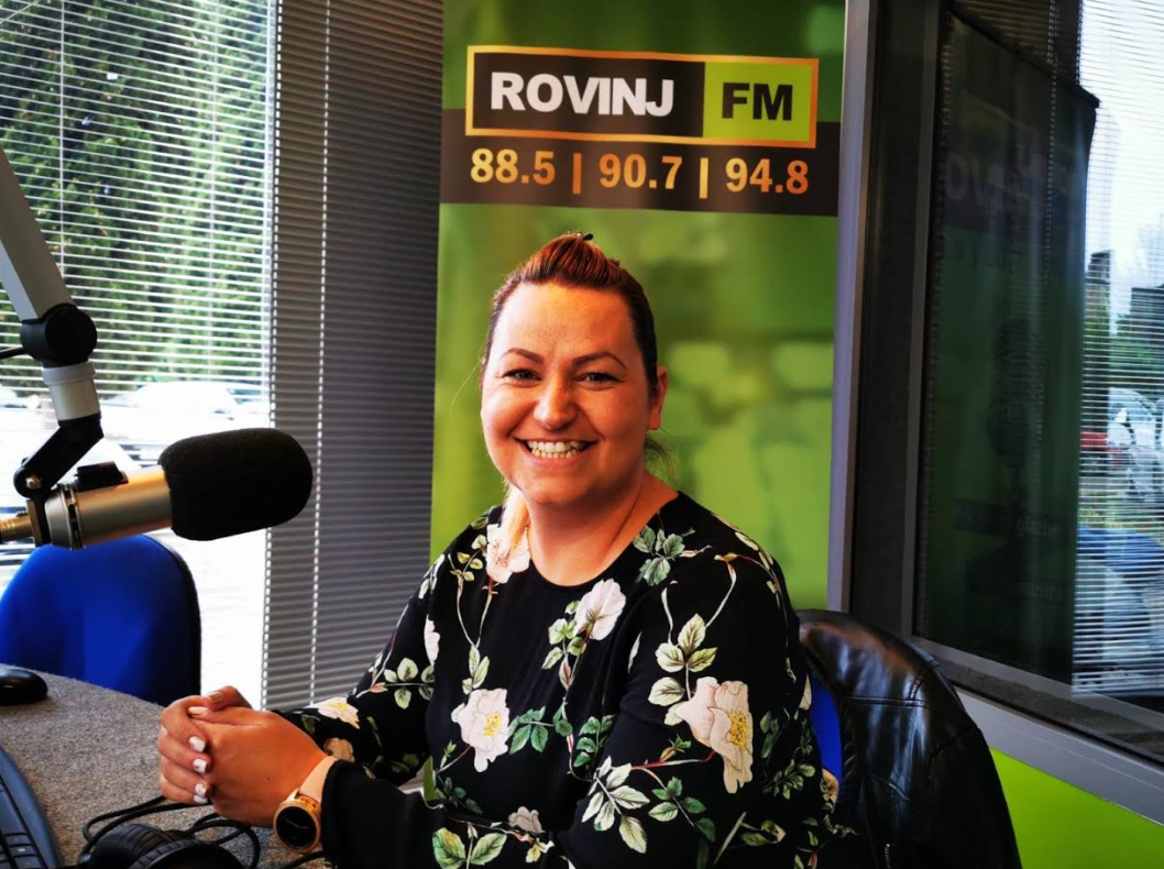 'LA VIE EN ROSE' Epidiemija nije mogla spriječiti baš sve! KAKO JE, UNATOČ SVIM ZABRANAMA, USPJEŠNO SNIMLJEN MODNI EDITORIJAL U SRCU PULE 