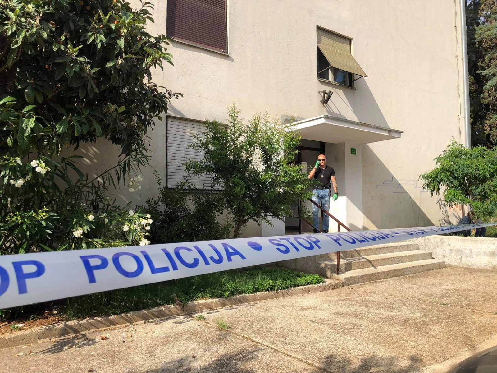 U STANU U PULI PRONAĐENA MRTVA ŽENA Na tijelu su vidljivi tragovi nasilja - JEDNA OSOBA JE UHIĆENA