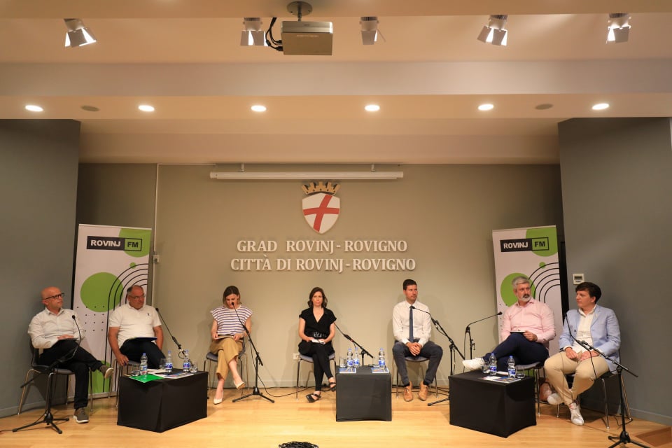UŽIVO: Započelo izborno sučeljavanje Rovinj FM-a!