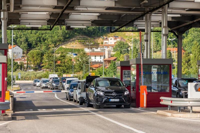 HRVATSKA NA  ŽUTOJ LISTI Slovenija pooštrila mjere, obvezna i karantena