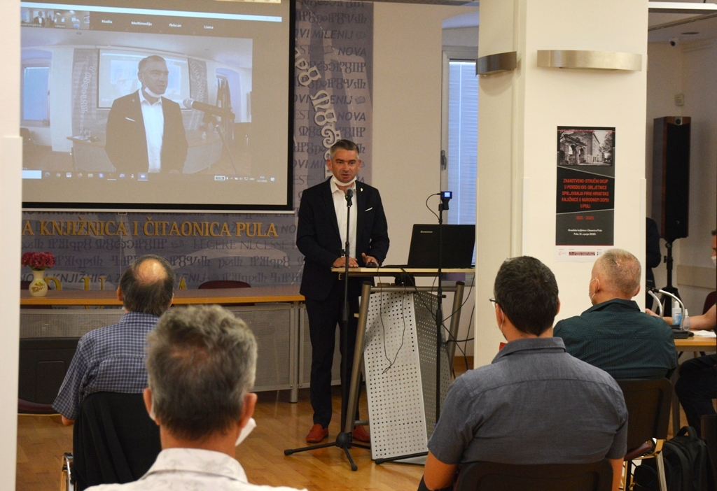  KULTUROCID IZ DAVNE PROŠLOSTI U Puli održan skup „Stogodišnjica paljenja Narodnog doma“ 