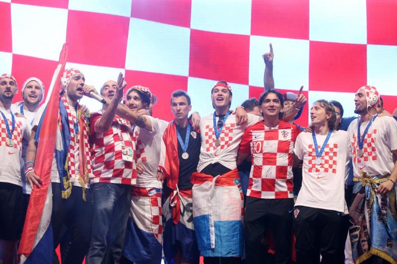 VATRENA 2018. Prije dvije godine Hrvatska izborila srebro na Svjetskom nogometnom prvenstvu u Moskvi!
