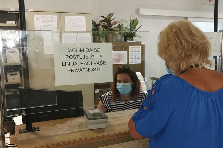 NAJPRIJE SE NARUČITI PA SE UPUTITI Upravni poslovi u istarskim policijskim postajama obavljaju se planski i po terminima