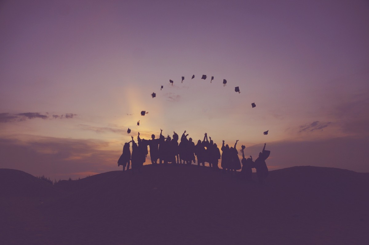 OD DVIJE DO ČETIRI TISUĆE KUNA ZA BUZETSKE TOP STUDENTE Grad Buzet novčano nagrađuje studente sa visokim prosjekom ocjena