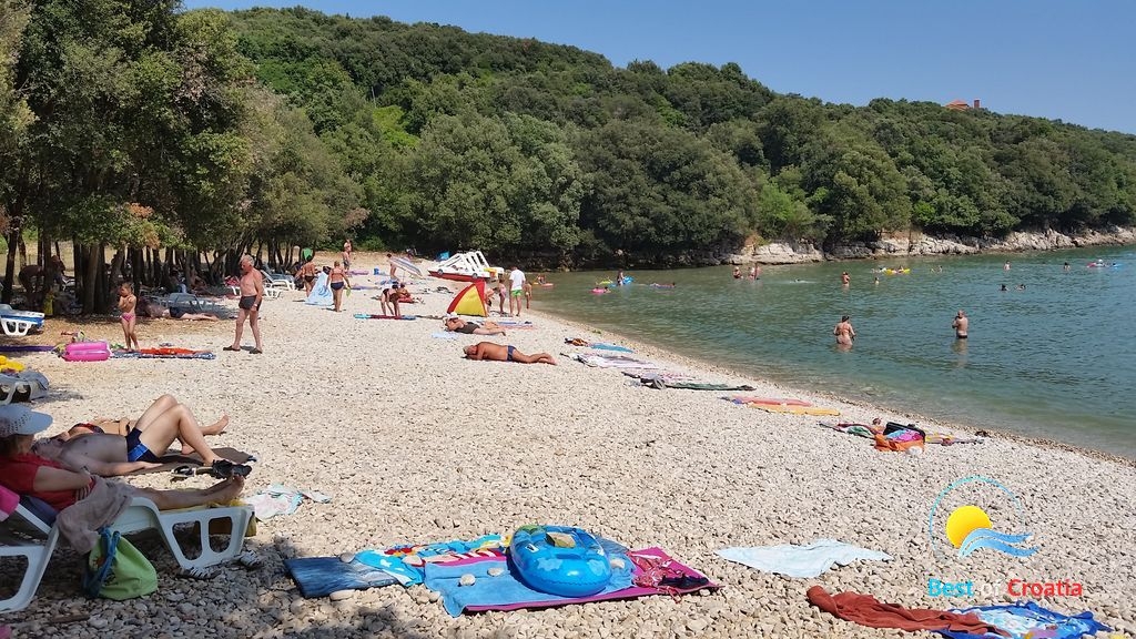 KVALITETA NE ZADOVOLJAVA STANDARDE Na plaži u Dugoj uvali onečišćeno more
