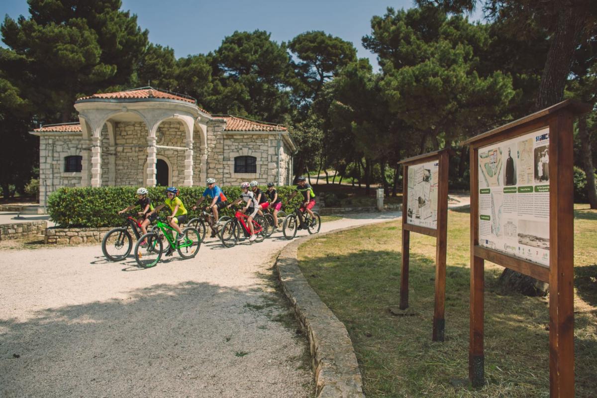 U sklopu projketa Feel the breeze of Rovinj održana i uspješna biciklistička tura  