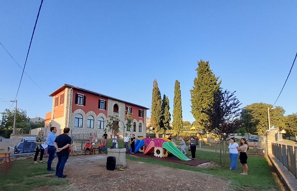 Projektom „Skači – za Badernu smo jači“ do novih sadržaja za mališane 