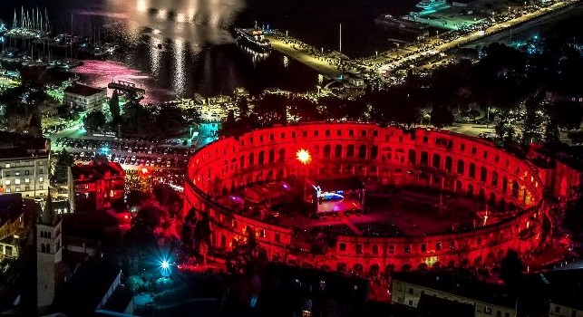 EVENT INDUSTRIJA PRED RASPADOM Pulska Arena će večeras biti osvjetljena crvenom bojom u znak podrške