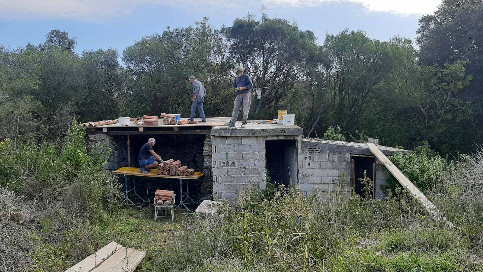 GRAĐANI ROVINJA PRIJAVILI BESPRAVNU GRADNJU NA PODRUČJU KUVA  Nije u pitanju bespravna, već nužna sanacija