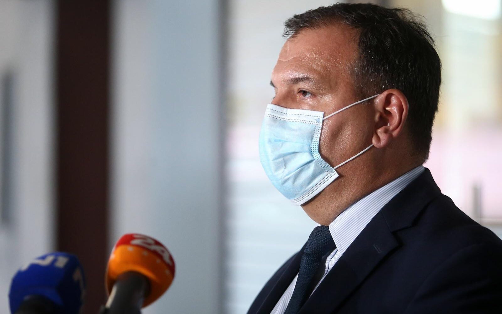 BEROŠ POZVAO na nova zapošljavanja EPIDEMIOLOGA i osnivanje CALL CENTARA u većim gradovima!