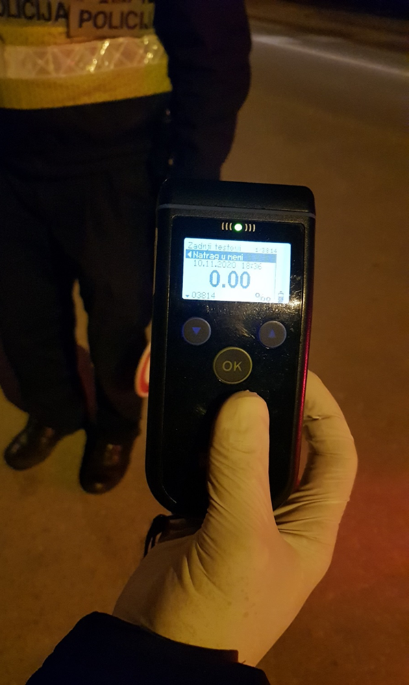 VESELO, ALI ODGOVORNO MARTINJE Policija provela akciju: od 46 alkotestiranih, svi trijezni!