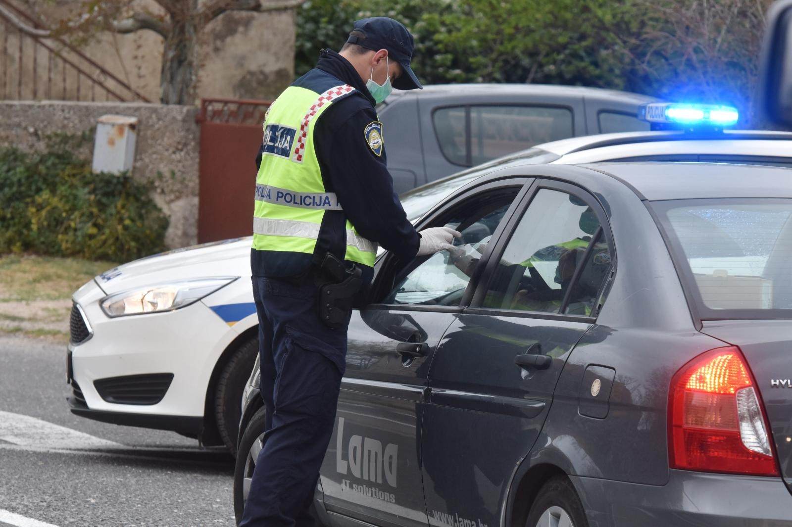 OVO JE NACRT NOVIH MJERA Uvode se propusnice, nema okupljanja više od dva kućanstva