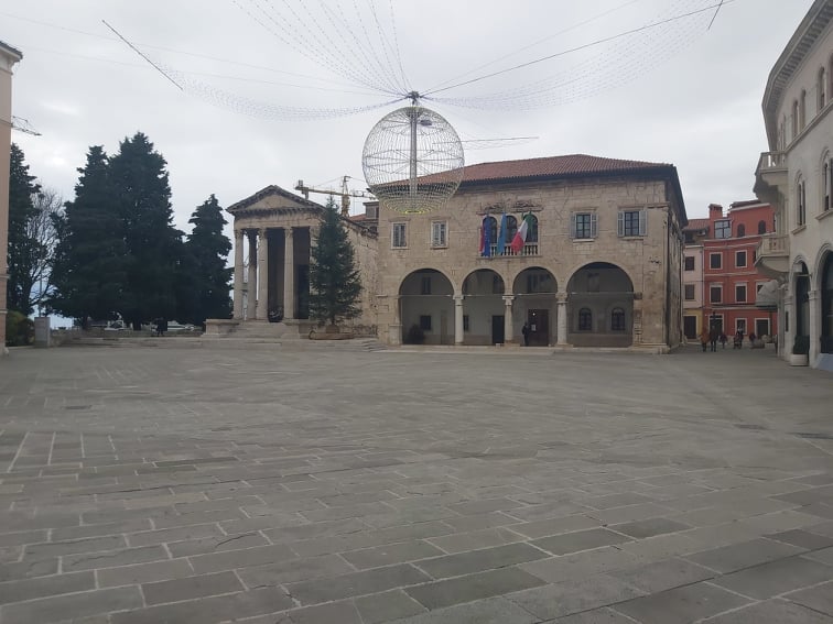 Božić u Puli u doba pandemije - miran i dostojanstven