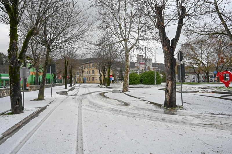 Tuča donijela bijeli Božić Pazinu, kod Poreča pijavice