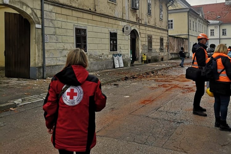 Kozlevac apelirao na građane da se u pomoć ne upuštaju samoinicijativno: ZA POMOĆ ZADUŽEN CRVENI KRIŽ ISTARSKE ŽUPANIJE