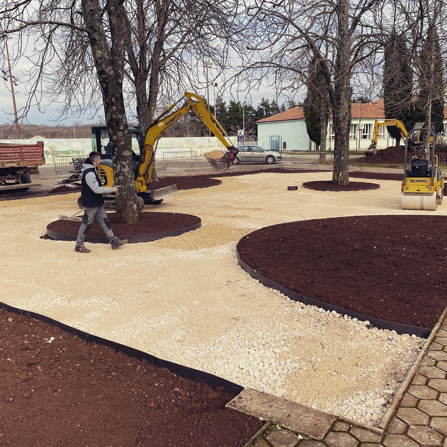 Željko Plavčić povodom uređenja novog igrališta u Žminju DJECA SU NAŠA BUDUĆNOST