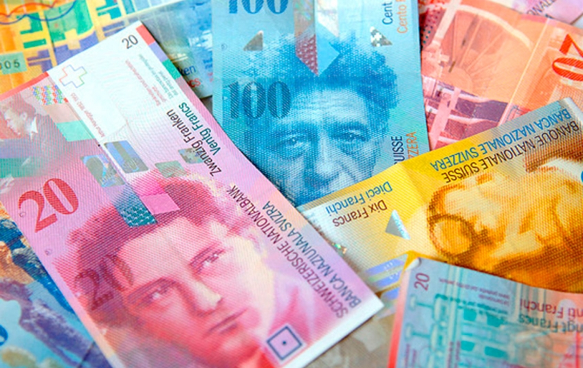 GRAĐANI MOGU TRAŽITI POVRAT PREPLAĆENOG! Ustavni sud odbacio tužbe banaka za kredite u CHF