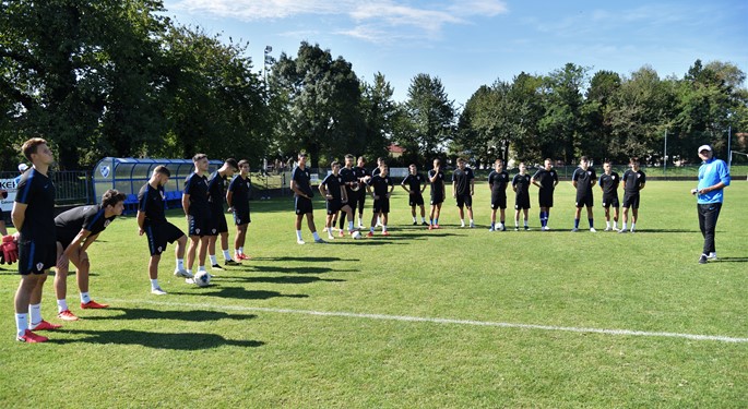 OKUPLJANJE U VELIKOJ GORICI Izbornik Šimunić pozvao Maura Perkovića i Matea Lisicu