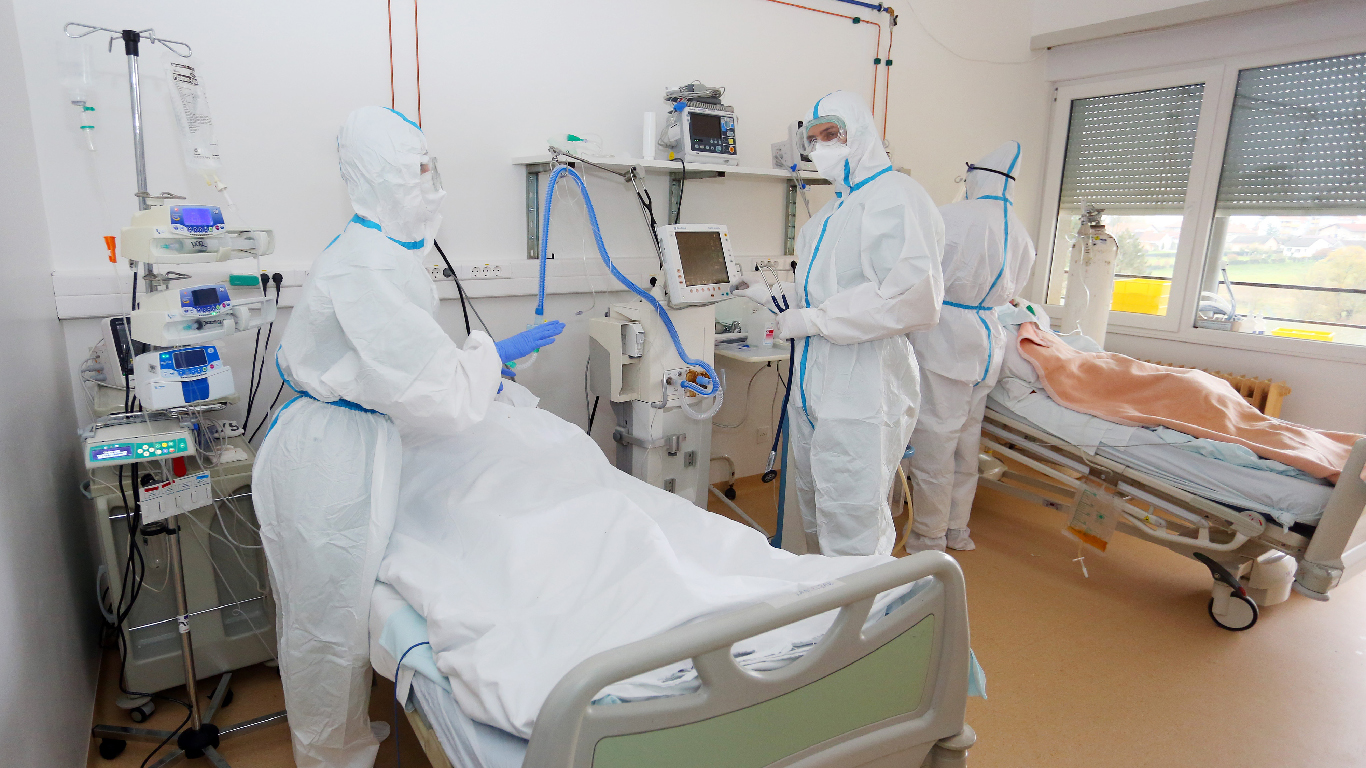 U Istri i dalje jednoznamenkaste brojke RASTE BROJ HOSPITALIZIRANIH Jedna je osoba preminula
