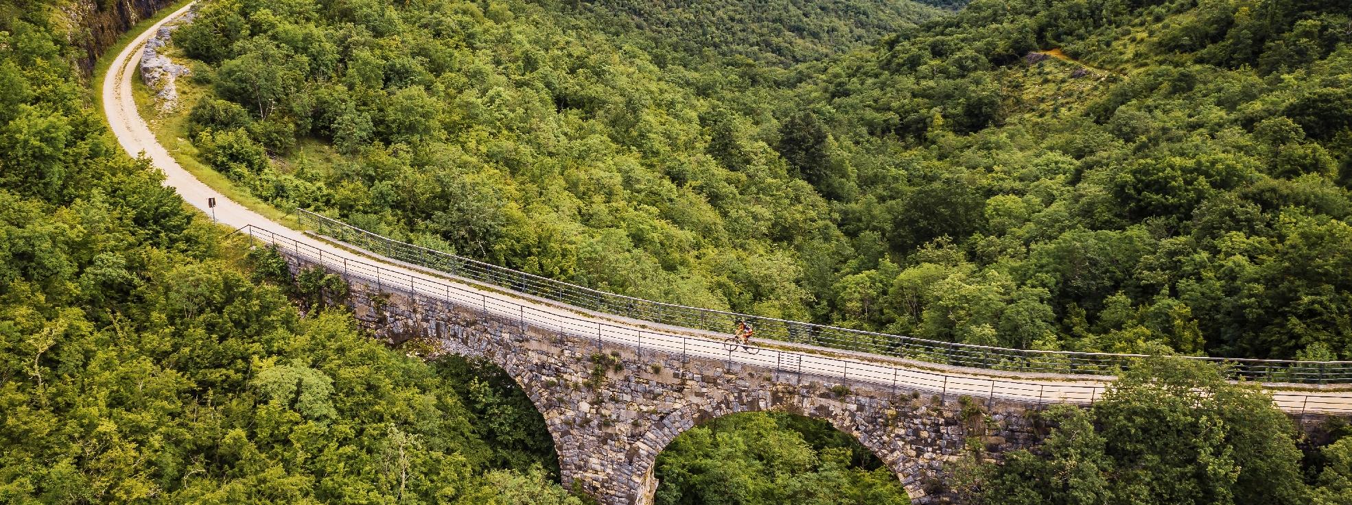 Na današnji dan prije 119 godina u promet puštena Parenzana PRUGA KOJA JE POVEZIVALA POREČ I TRST