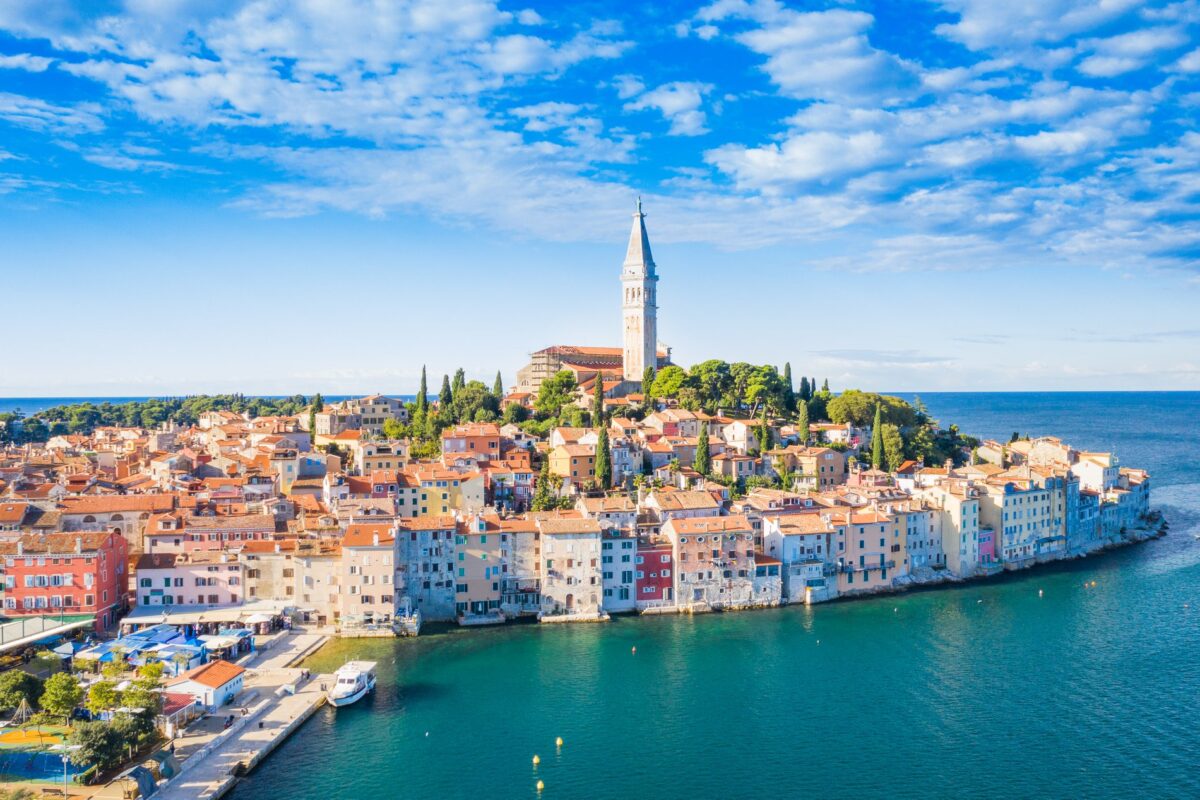 ROVINJ U lipnju započinje s radom turistička ambulanta DOSTUPAN I BRZI ANTIGENSKI TEST