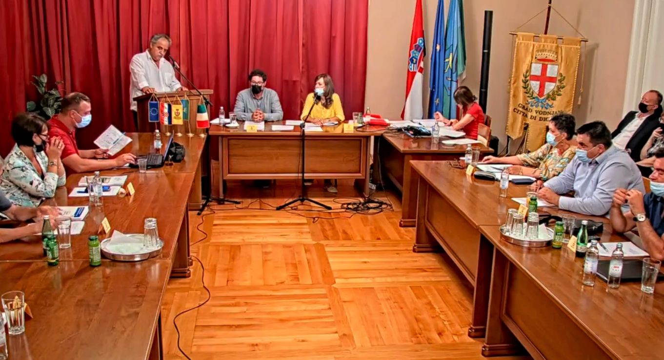 Vodnjanski gradonačelnik zbog loših rezultata SMIJENIO DIREKTORE CASTELIERA I CONTRADE