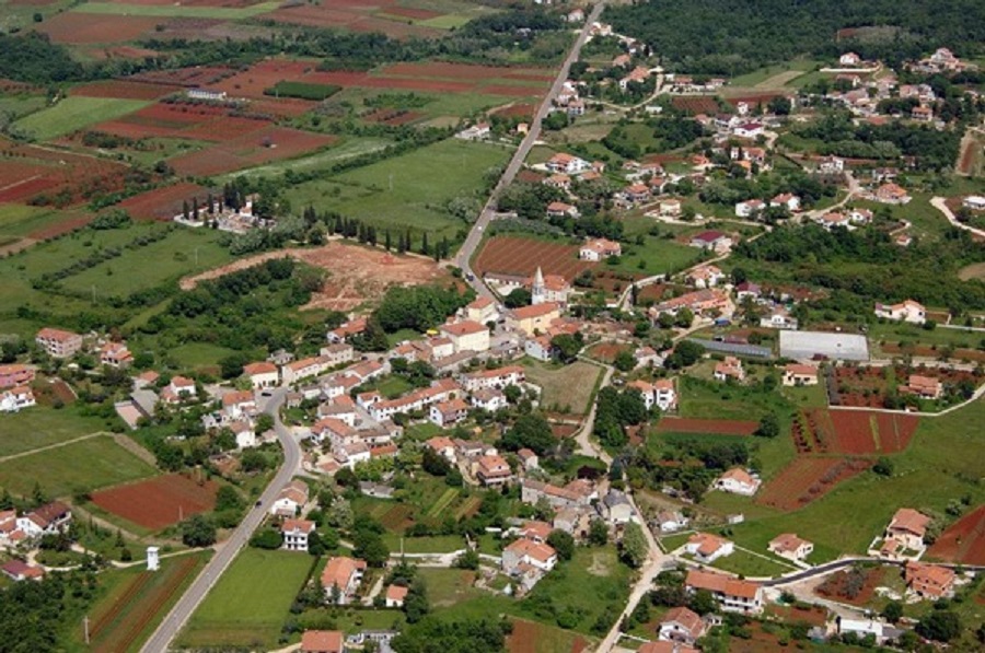 POREČ Nova Vas slavi Rokovu uz svečanu svetu misu, boćarski turnir i dječju biciklijadu